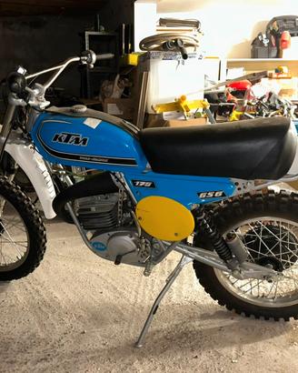 MOTO KTM 175 GS 6