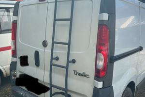 portapacchi renault tratic vivaro primadtar