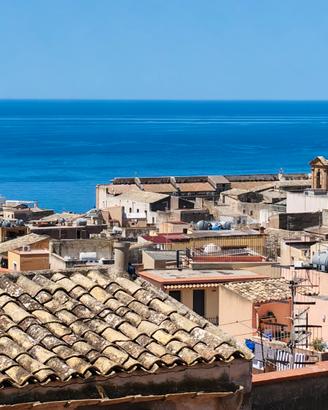 Indipendente vista mare