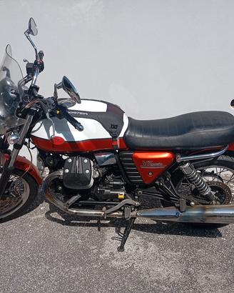 Guzzi V7 Special
