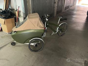 Bicicletta e suo cassone