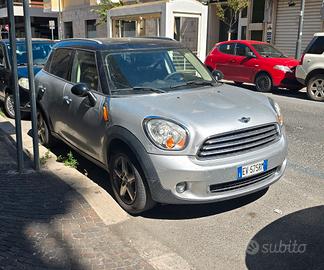 Mini Countryman One D (R60) con Motore da rivedere