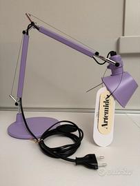 Lamoada tolomeo micro lavanda di Artemide