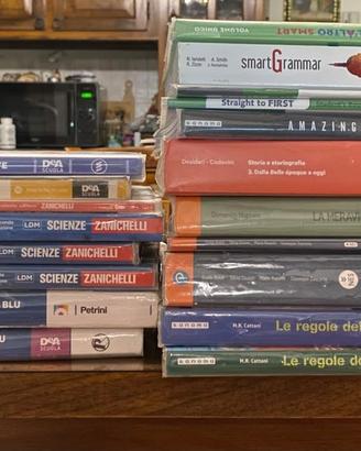 LIBRI LICEO SCIENTIFICO 5° ANNO E PREC
