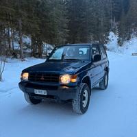 pajero v 20