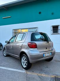 Toyota Yaris sol 1.0  67cv