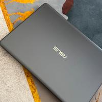 💻 ASUS E406S - Notebook leggero e funzionante