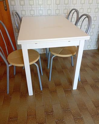 TAVOLO CUCINA + SEDIE