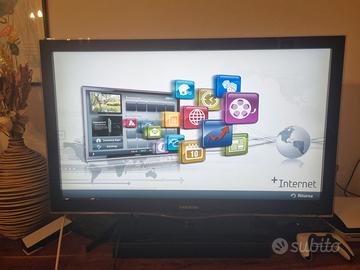 TV Samsung 40 pollici smart tv impeccabile
