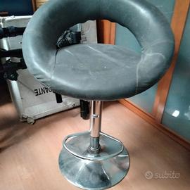 Sgabelli tre grigio