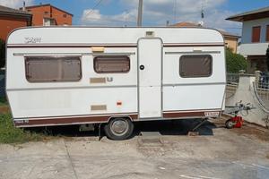 Roulotte FENDT Joker 450 S, 5 posti