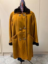 Montone color senape