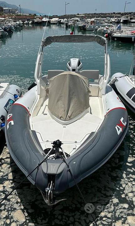 Gommone Honda 4XC H7 con motore Honda BF 250 XDU Nautica In