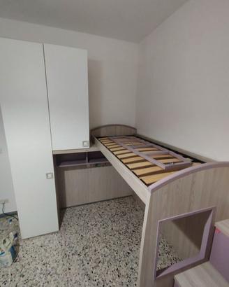 Cameretta usata ma come nuova