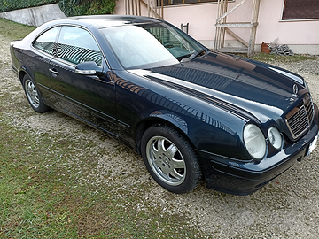 Vendo Mercedes CLK 2000 kompressor 2002