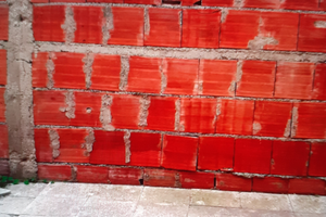 Casa indipendente + ampio cortile