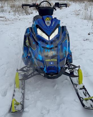 Polaris rmk 850 khaos 2021 accesorizato