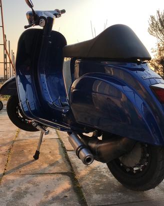 Sella tipo racing per vespa small frame