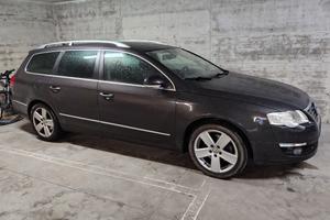 Passat b6 station 2.0 TDI  DSG Hightline del 2007