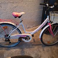 bicicletta donna per città con cambio shimano