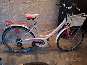 bicicletta donna per città con cambio shimano