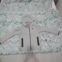 Felpa nike tech grigia 