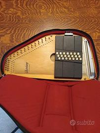 Arpa elettrica Oscar Schmidt a 36 corde