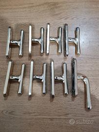 Maniglie per infissi in legno