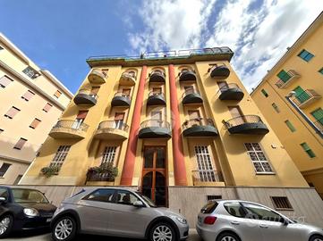 3 LOCALI A NAPOLI