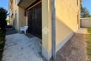 CASA SEMINDIPENDENTE A GUASTALLA