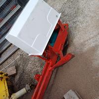 Motoriduttore  e gabbie per conigli