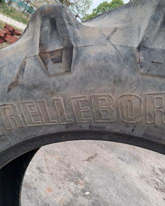 Ruota gomma trattore trelleborg 520 / 70 R 38