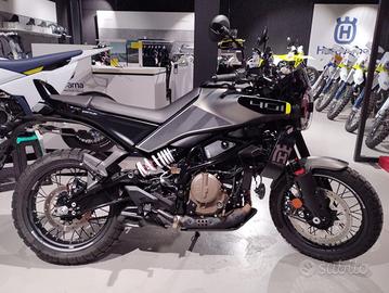 HUSQVARNA Svartpilen 401