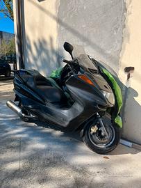 Yamaha majesty 250