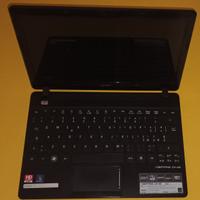 Acer Aspire One 725 con custodia in omaggio