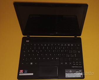 Acer Aspire One 725 con custodia in omaggio