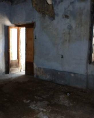 Rustico / Casale di 120 m² con 3 locali a Montoro
