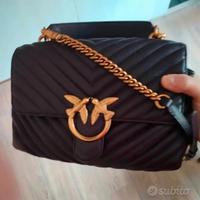 Borsa Pinko