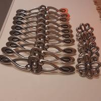 Maniglie e pomelli per comò cassettiera