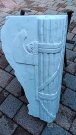scultura di fascio littorio 
