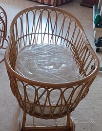 Culla in vimini con materasso 