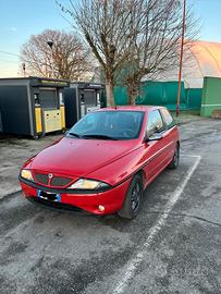 Lancia Y Elefantino Rosso