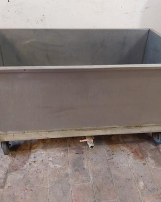 Grande vasca in acciaio inox con carrello 