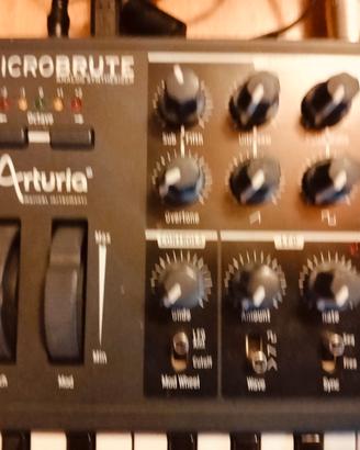 Arturia Microbrute