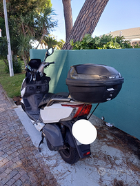 Kymco grandink 300i