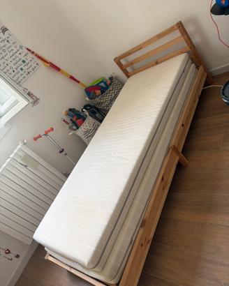 Letto estraibile con materassi