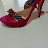 Sandali con tacco alto 