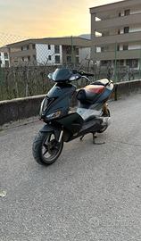 APRILIA SR 50 FACTORY 2009