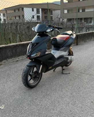 APRILIA SR 50 FACTORY 2009