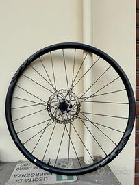 Ruota anteriore Gravel